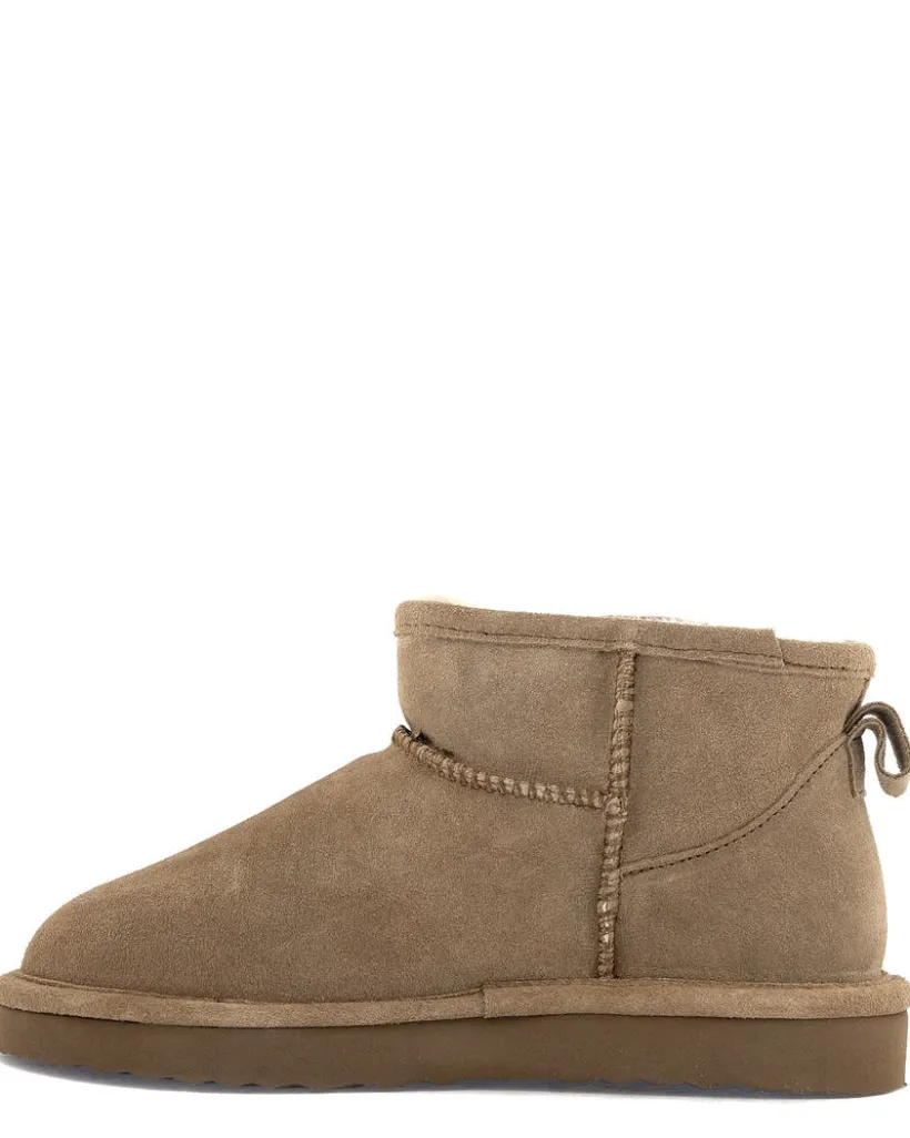 ALKE Boot