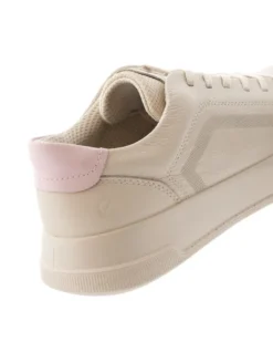 Ecco Move W