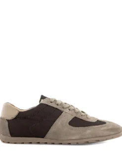 Foot News Sneaker