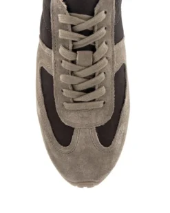 Foot News Sneaker