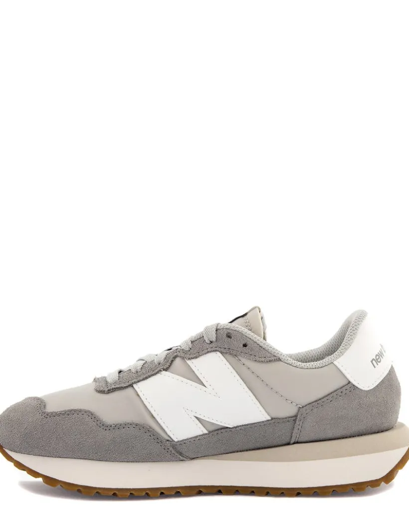 New Balance W237