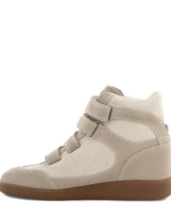 Steve Madden Mustang