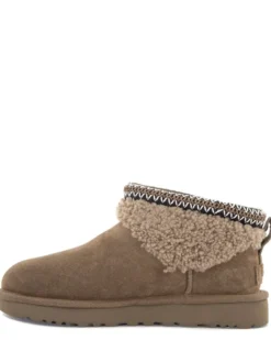 Ugg Classic Ultra Mini Maxi Curly