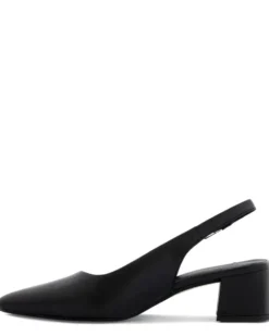 Vagabond Shoemakers Marta