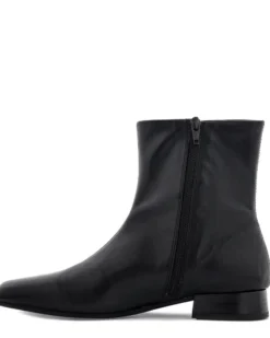 Vagabond Shoemakers Mona